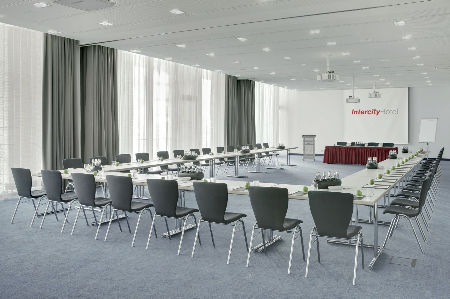 IntercityHotel Berlin Hauptbahnhof | H Rewards