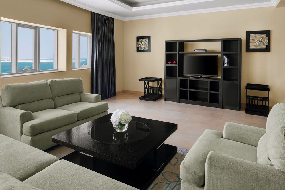 Al_Hamra_Residence_rooms_livingroom_5BedroomPenthouse_2.jpg
