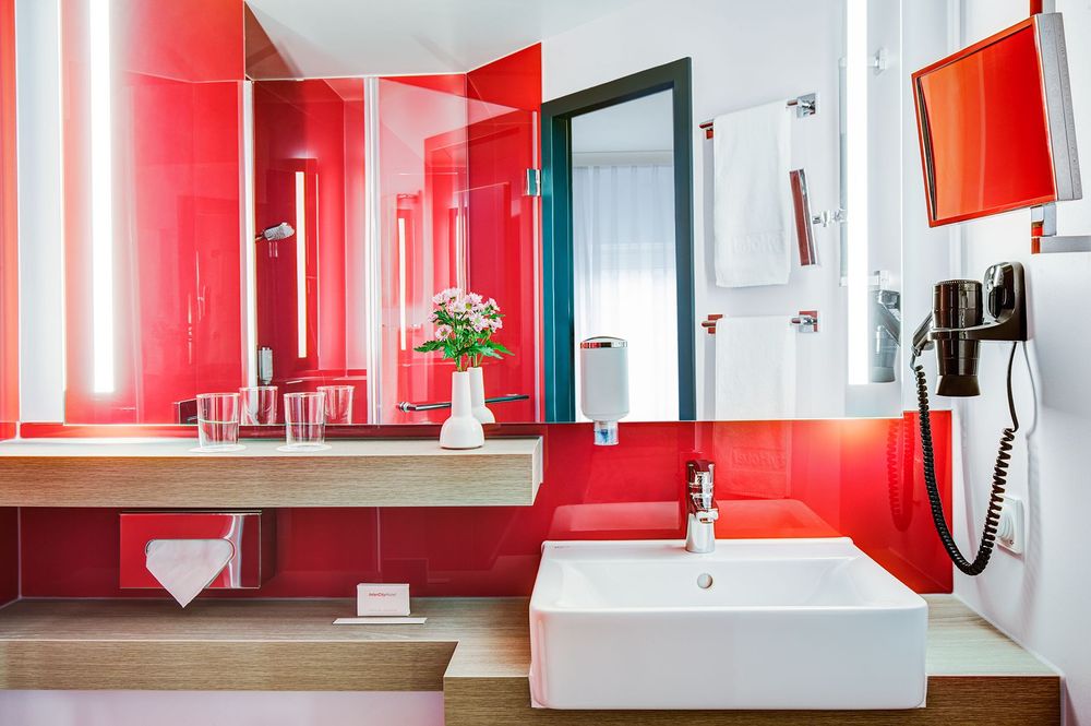 IntercityHotel Hamburg-Altona - Bathroom