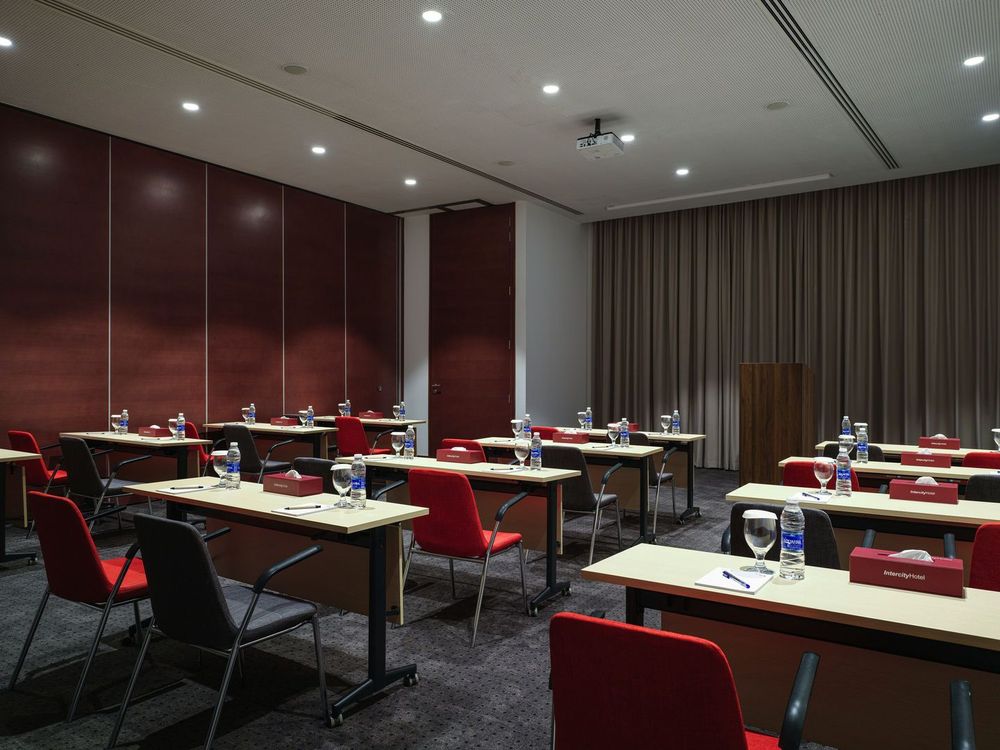 ICH_Muscat_Conference_Meetingrooms_1.jpg