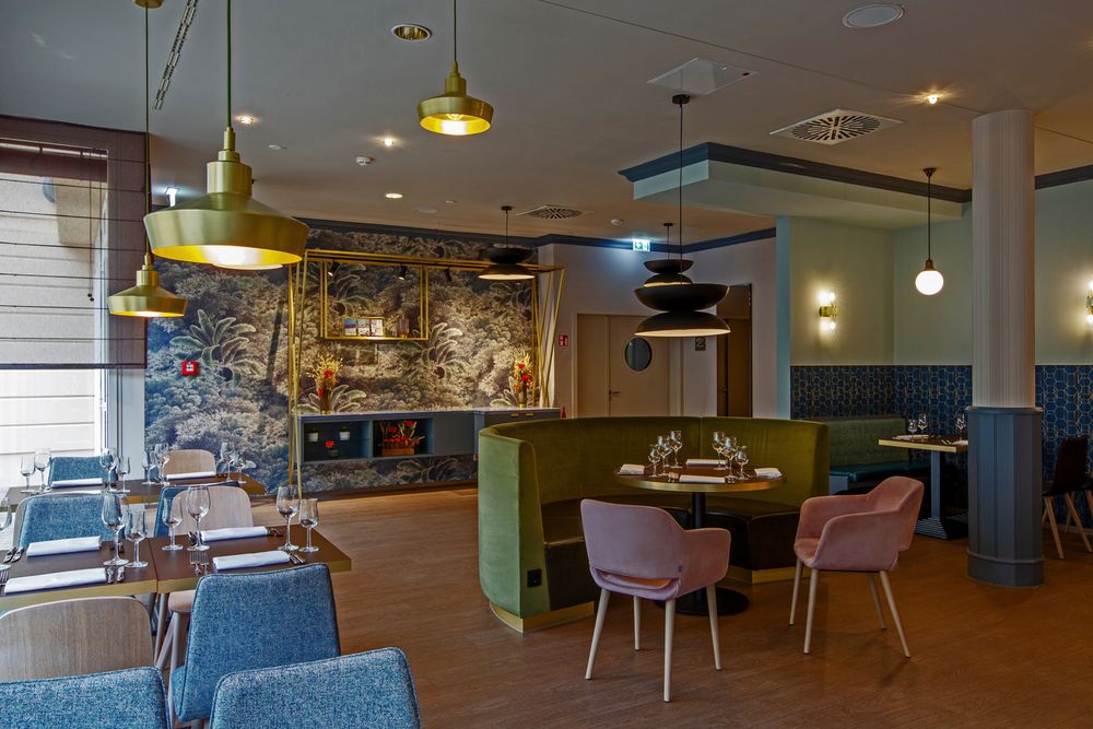 MAXX_Potsdam_restaurant_wholeroom.png