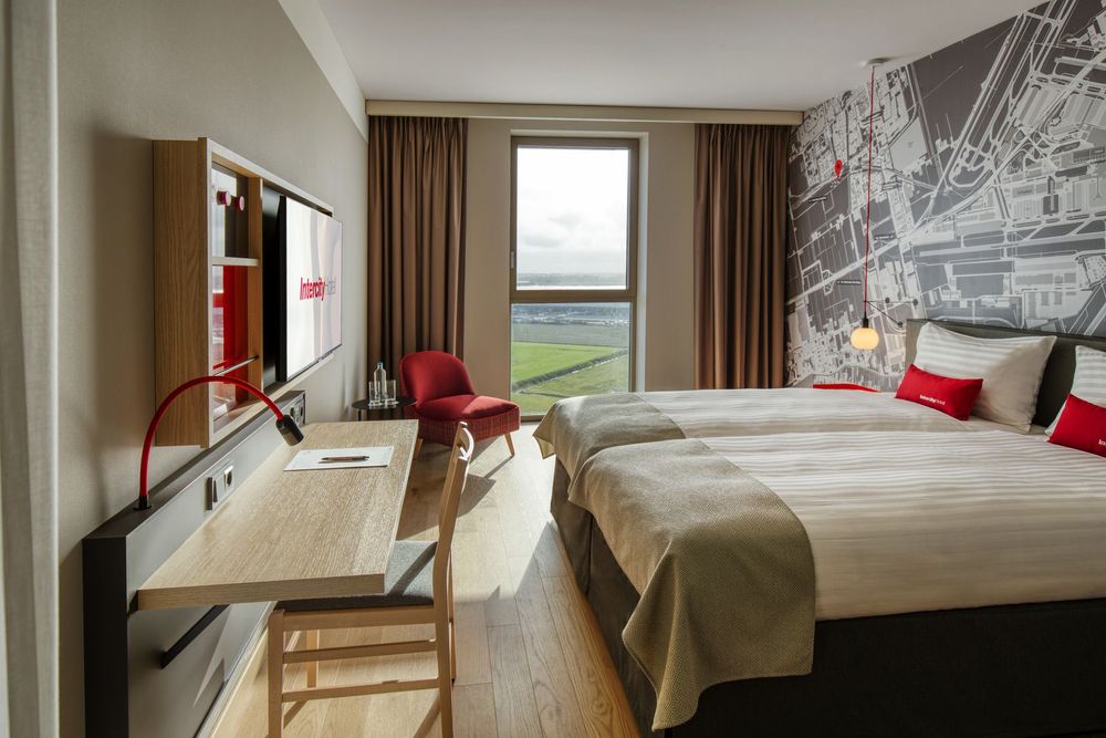 IntercityHotel Amszterdam repülőtér üzleti kétágyas szoba