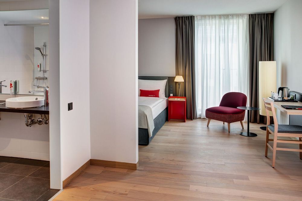 Hotel in Dortmund - IntercityHotel Dortmund - barrier-free room
