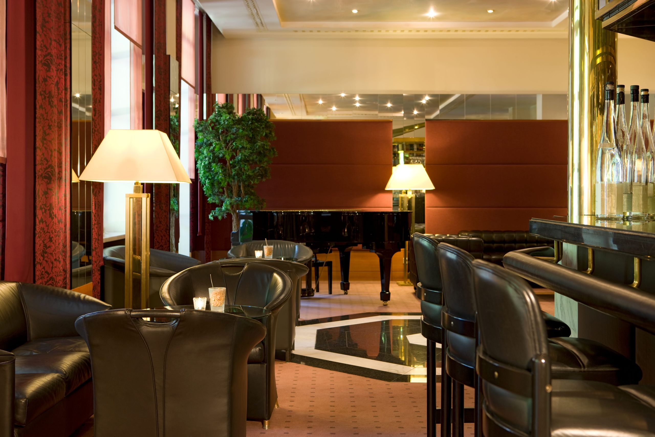 Steigenberger Hotel and SPA - Bad Pyrmont - Piano bar & Arkade Terasse