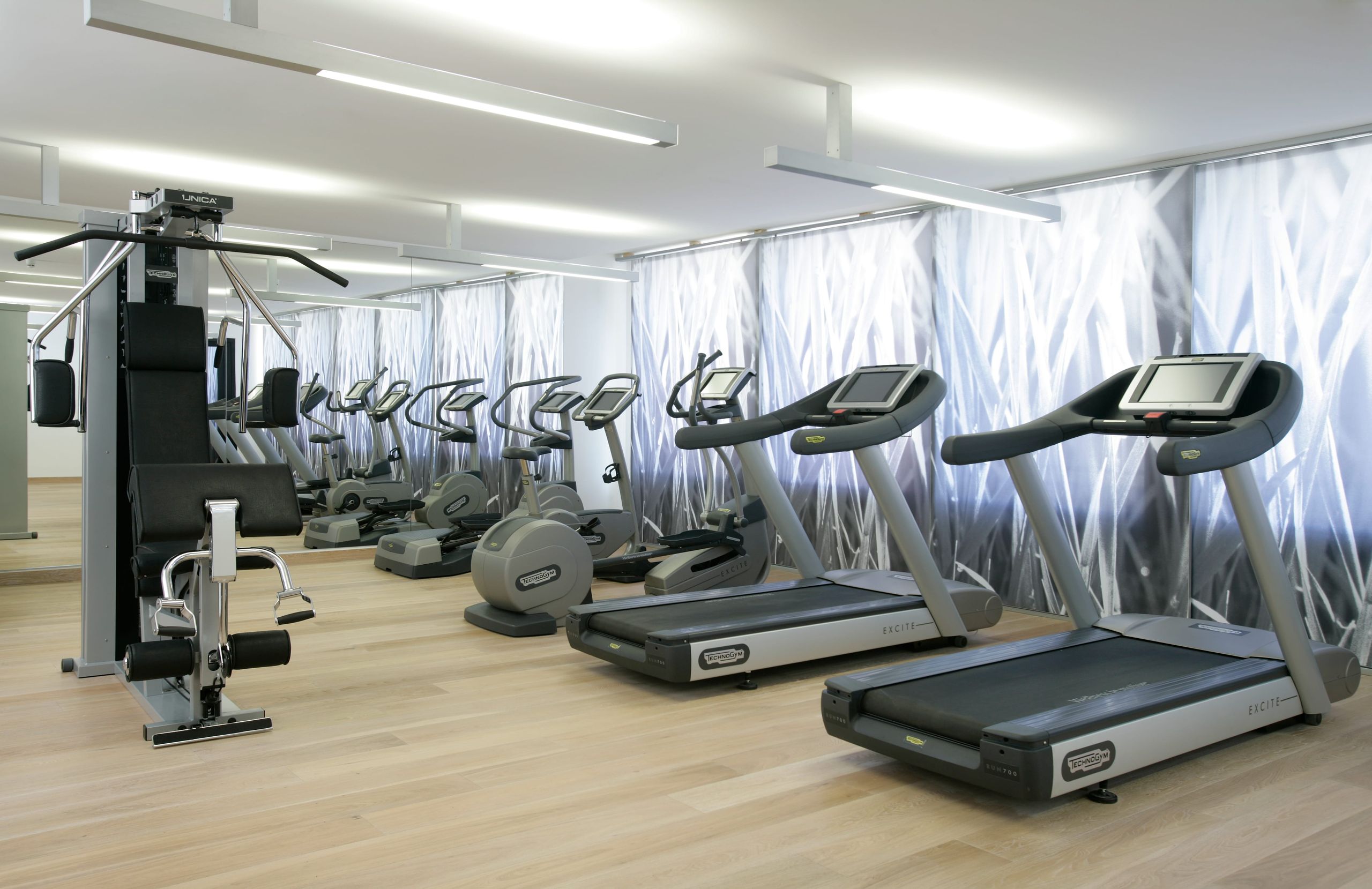 Steigenberger Parkhotel, Düsseldorf – fitness area