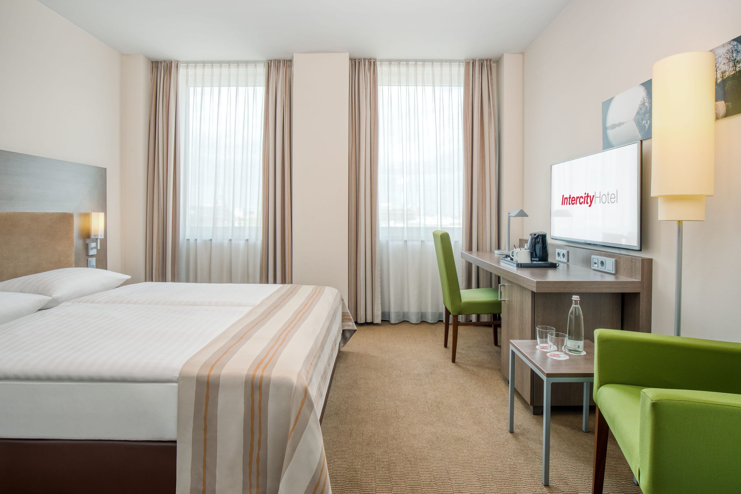 IntercityHotel Hannover - Business Plus Room