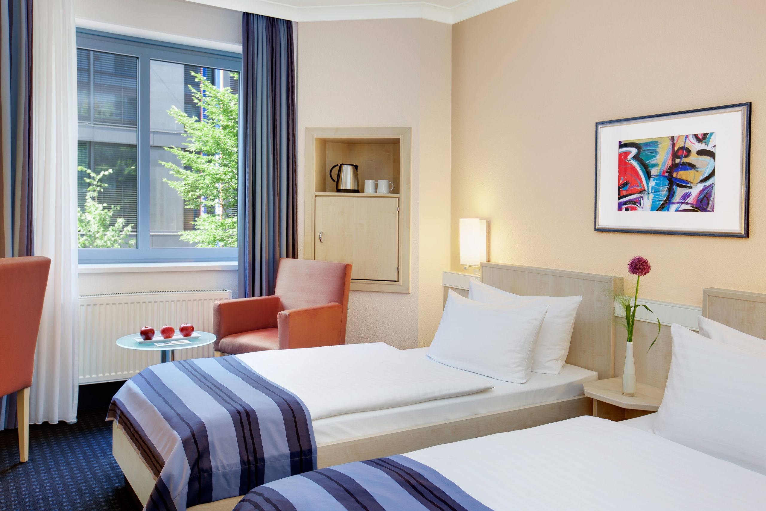 IntercityHotel Nuremberg – Business Room, twin beds