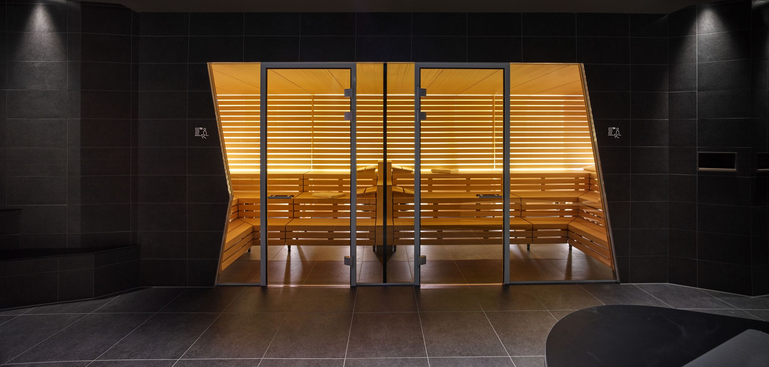 Jaz_Stuttgart_spa_sauna_2.jpg