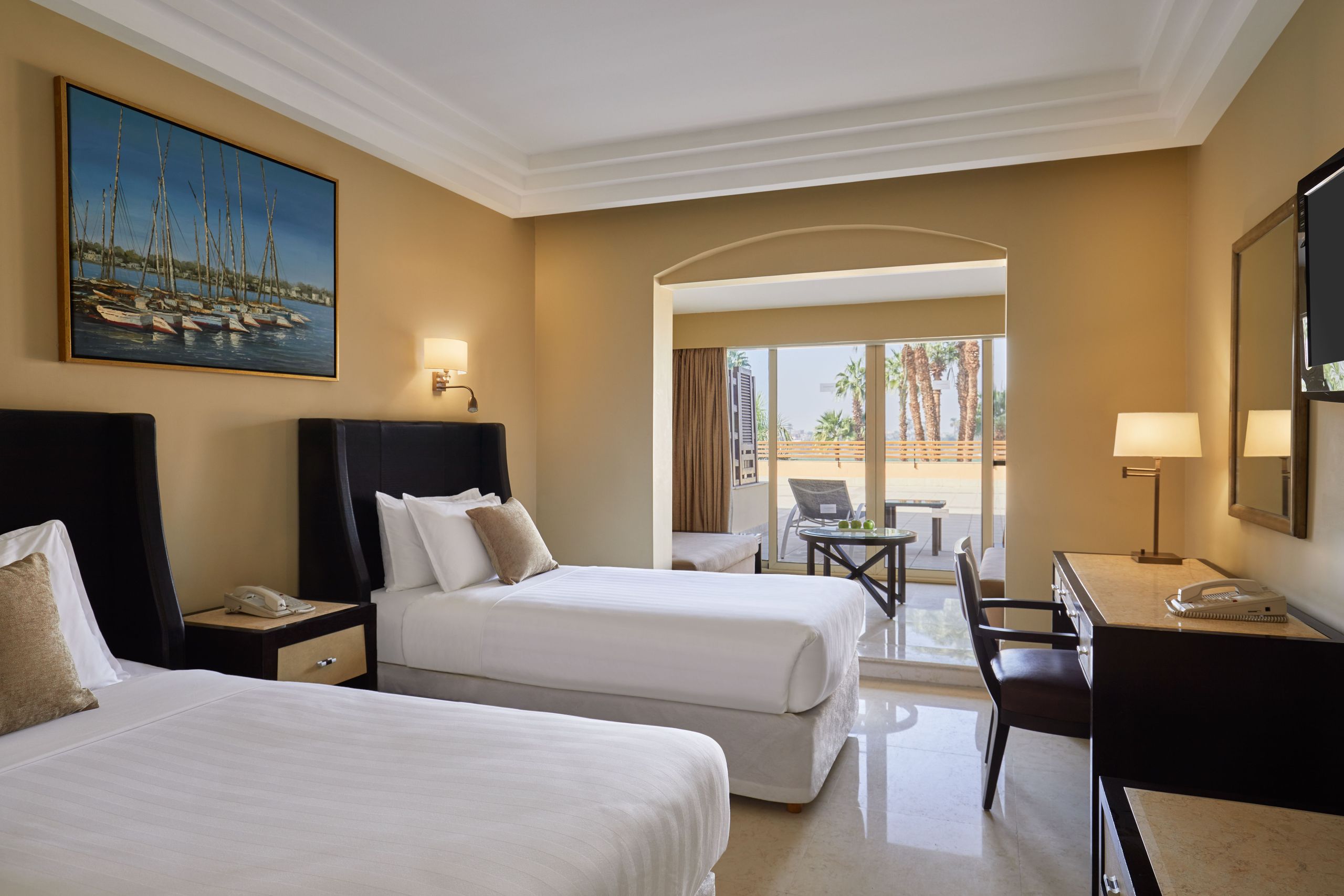 Steigenberger Achti Resort - Luxor - Deluxe szoba két ággyal a Nílus mellett