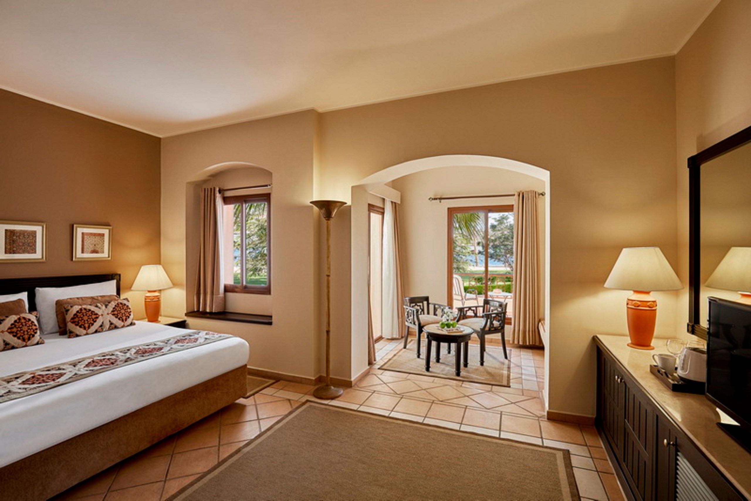 Steigenberger Coraya Beach Hotel - Marsa Alam - Deluxe szoba tenger- Queen-size ággyal
