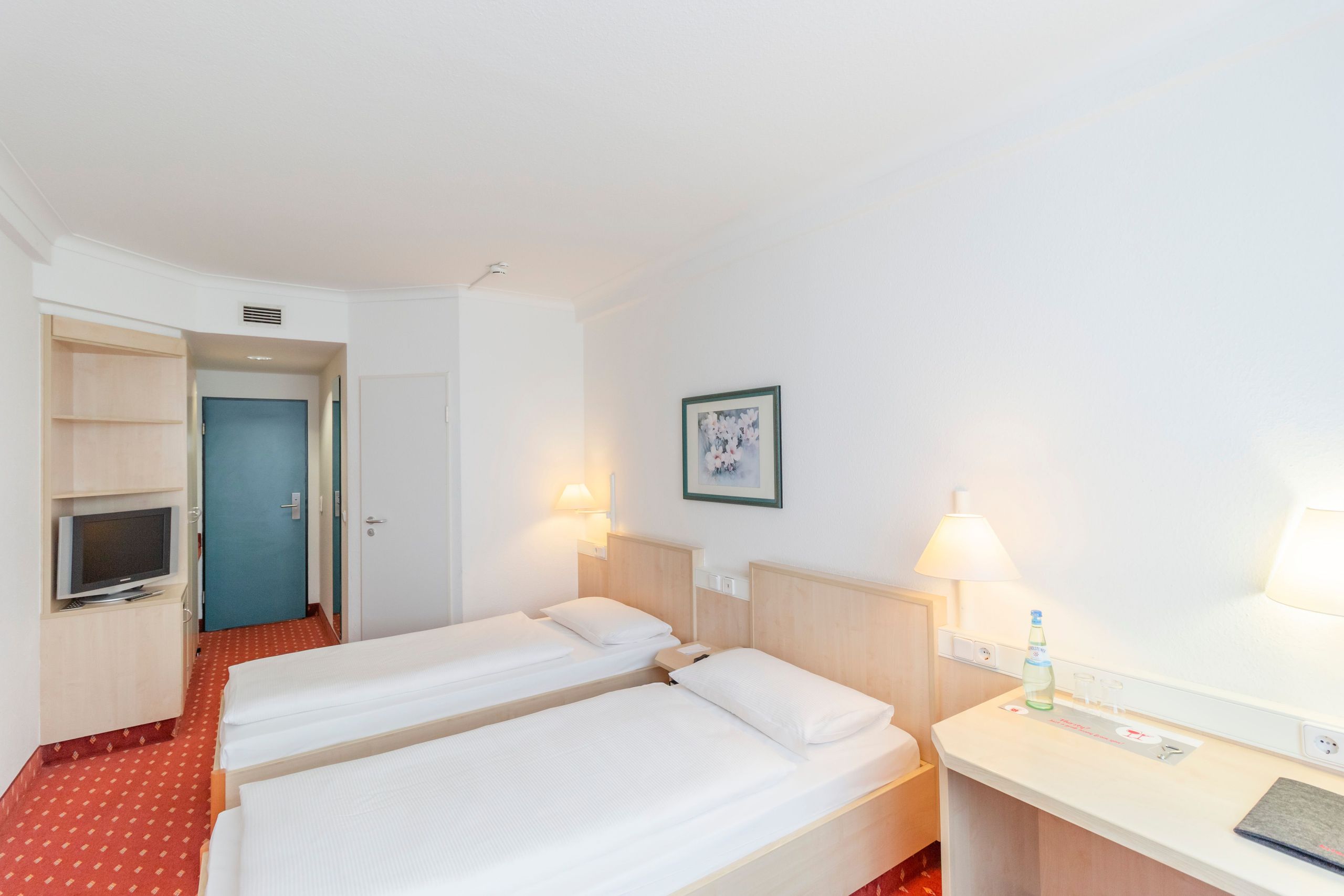 IntercityHotel Schwerin - Quarto standard com camas separadas